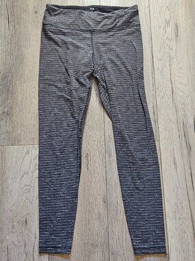 Tna Aritzia Black & White Space-Dye Athletic Leggings Lightweight Stretch Size M